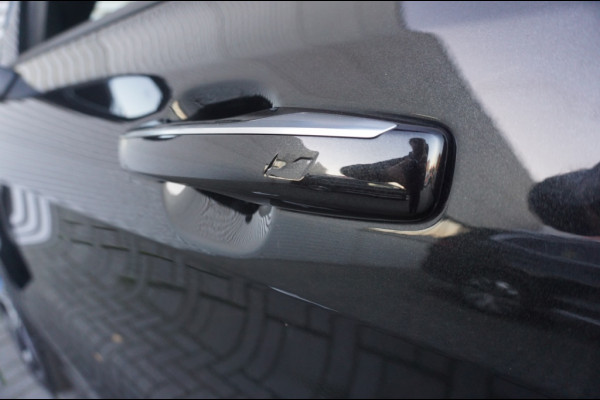 Lynk & Co 01 262PK PHEV NIEUW!! | ADAPTIVE | AFN. TREKHAAK | ZWARTE HEMEL