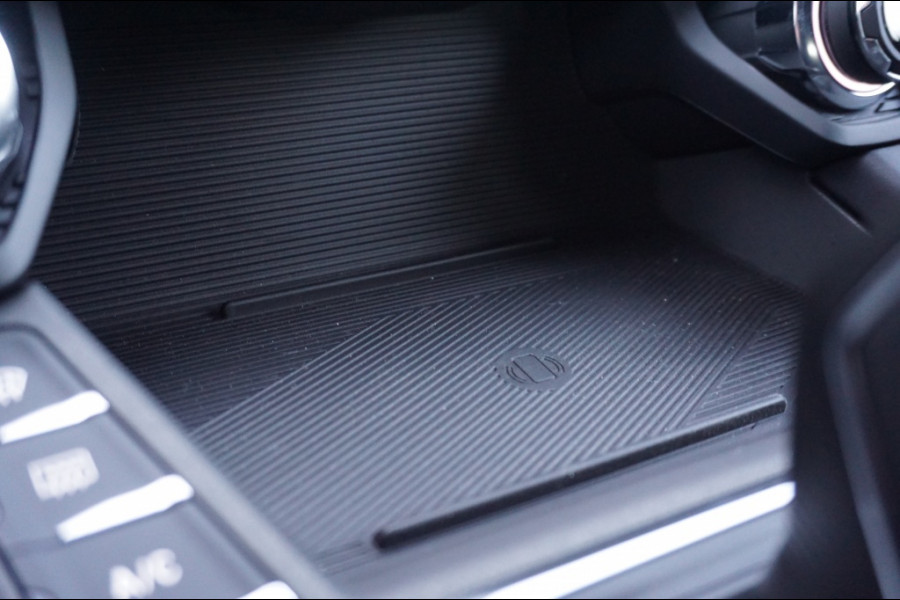 Lynk & Co 01 262PK PHEV NIEUW!! | ADAPTIVE | AFN. TREKHAAK | ZWARTE HEMEL