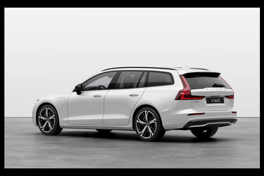 Volvo V60 T8 455PK Automaat AWD Plus Perform. Ed. Dark Polestar Optimalisatie / Glossy black Logo voor en achterzijde / Long Range / 360 Camera / Harman Kardon audio / Head-up display / Panorama dak / Apple carplay / Android auto /