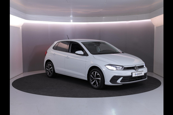 Volkswagen Polo 1.0 TSI Life 95pk 5bak| 16'LM-velgen|extra getint glas | parksensors
