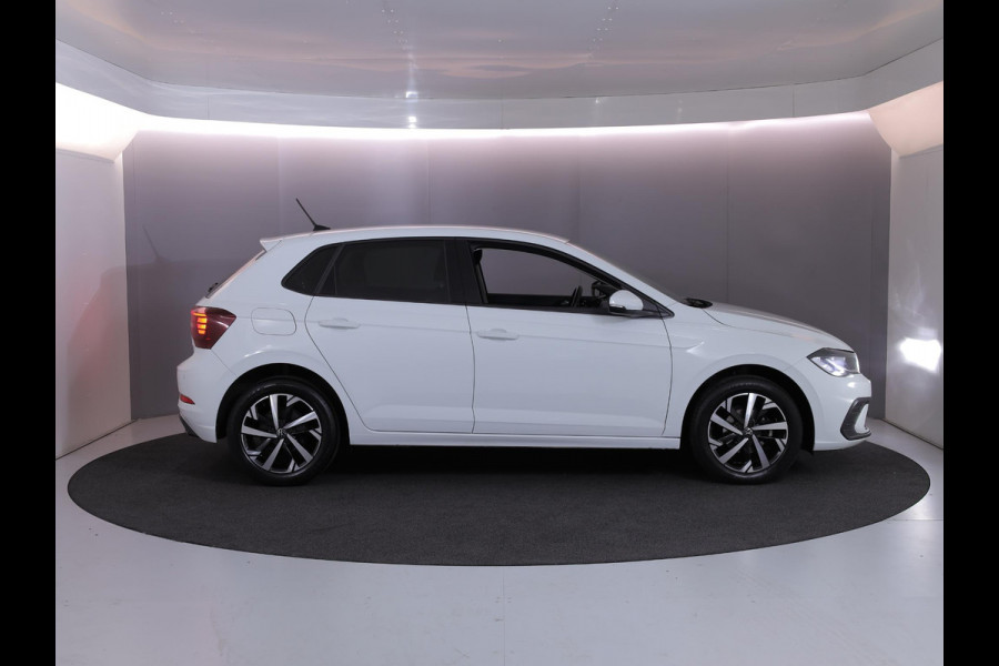 Volkswagen Polo 1.0 TSI Life 95pk 5bak| 16'LM-velgen|extra getint glas | parksensors