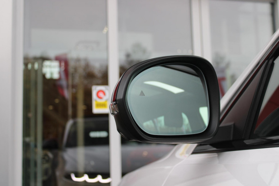 Alfa Romeo Tonale 1.5T 160PK Hybrid VELOCE | PANORAMISCH SCHUIF/KANTEL DAK | PREMIUM PACK: LEDEREN BEKLEDING/GEVENTILEERDE VOORSTOELEN/4-VOUDIG ELEKTRISCH VERSTELBARE LENDESTEUN VOORSTOELEN/HOOGGLANS ZWARTE RAAMOMLIJSTING/AMBIENT LIGHTING | TECHNOLOGY PACK: PARKEERWAARSCHUWING VOOR EN ACHTER/360° CAMERA/AUTOMATISCH INPARKEREN/ AUTONOMOUS DRIVING LEVEL 2: ADAPTIVE CRUISE CONTROL/LANE CENTERING ASSIST/TRAFFIC JAM ASSIST DODEHOEK DETECTIE AUTOMATISCH DIMMENDE BUITENSPIEGELS ELEKTRISCH BEDIENBARE ACHTERKLEP | WINTERPACK: STOELVERWARMING VOOR/STUURVERWARMING/VERWARMBARE RUITENSPROEIERS | HAR