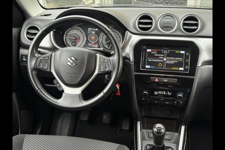 Suzuki Vitara 1.0 Boosterjet Select | Parkeersensoren, Stoelverwarming, Apple CarPlay/Android Auto, 17inch, Parkeercamera, Climate Control