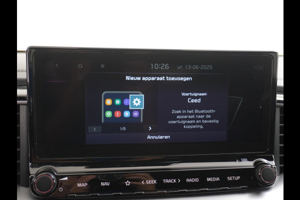 Kia ProCeed 1.5T 160PK AUT-7 GT-Plus Line MHEV Virtual Cockpit Navi Camera Ecc Apple Carplay Android Auto Adap.Cruise Stoel+Bank+Stuurverwar Keyless DAB Lmv 18" Led Dodehoekdetector Rijstrooksensor met correctie Elek.Achterklep Verkeersbord detectie Uitparkeer waarschuwing Zeer compleet! 1e Eigenaar Origineel Nederlandse Auto €37.000,- nieuw