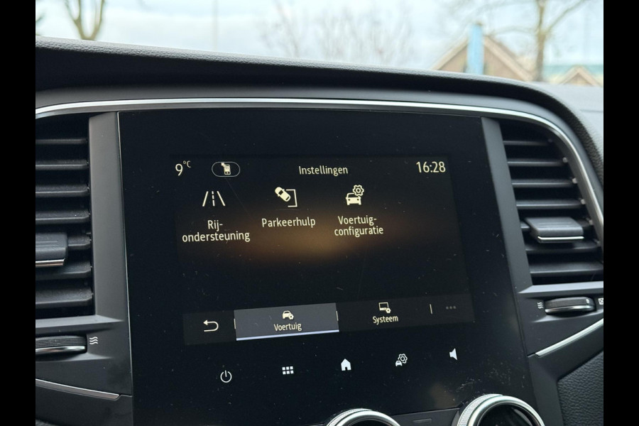 Renault MEGANE Estate 1.3 TCe 140 Equilibre | Navi | ECC | LMV |