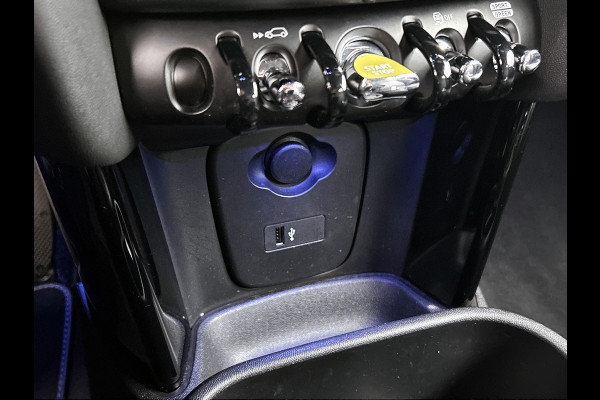 MINI Mini Electric S MINI Yours 135KW / 33 kWh SOH 100% Comfort plus / Driving Ass. / Leder / Navigatie / Pdc+Camera / Harman Kardon / 100% Elektrisch, 100% Stijlvol / Apk 05-2027