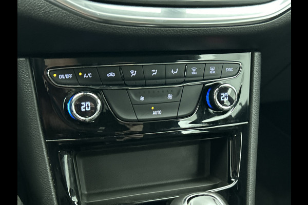 Opel Astra Sports Tourer 1.4T Automaat 146PK Elegance / Pdc+Camera / Airco / Radio-Multimedia Dab. / Navigatie / Apk 11-2027