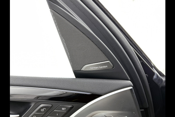 BMW X3 xDrive30e eDrive Edition Panoramadak / Trekhaak / Leder-Sport / Pdc+Camera / Stoel-Stuurverwarming / Harman Kardon / NL auto / Apk 09-2026