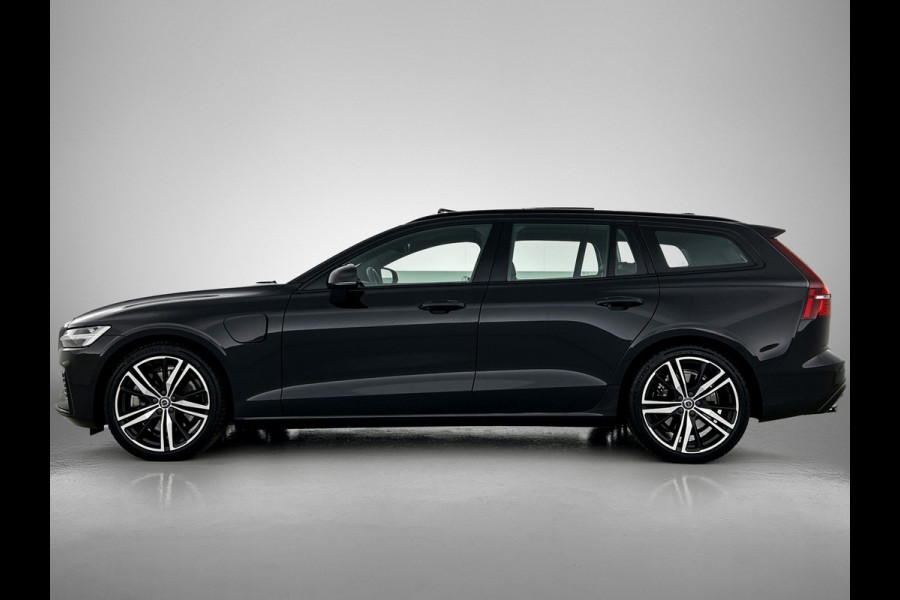 Volvo V60 2.0 T8 Hybride SOH 94% AWD R-Design / Panoramadak / Leder / Navigatie / Adap. Cruise / Pdc.V+A / Stuur- Stoelverwarming / Apk nieuw