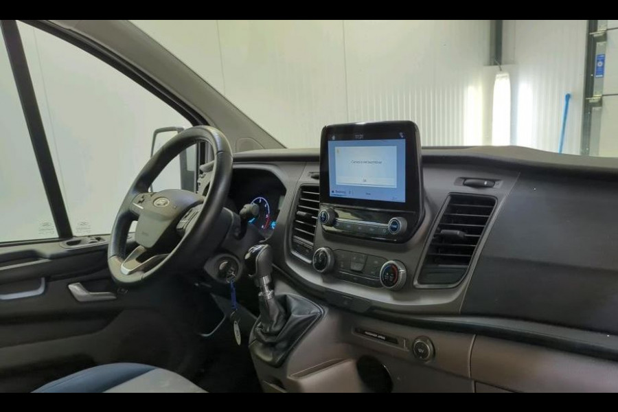 Ford Transit Custom 340 2.0 TDCI Euro6 131PK H2 Trend 3Pers  *ideaal voor Camper* / Navigatie / Pdc./ Airco / Driver assist / Stoelverwarming  / Apk nieuw