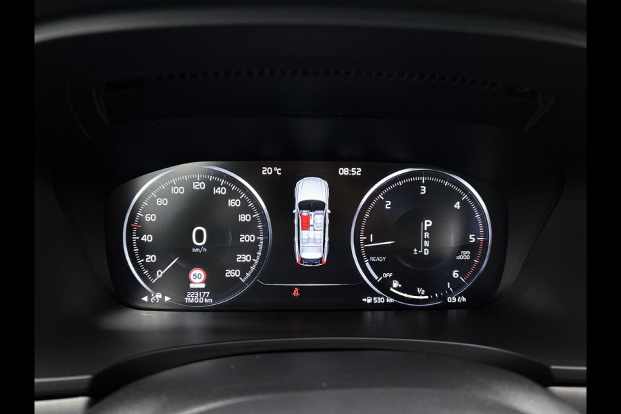 Volvo V90 D4 190PK Automaat Momentum / Navigatie / Adap-cruise / park-assist / Memory sportseats / leder int. / Trekhaak / 18" Lmv / Apk 04-2026