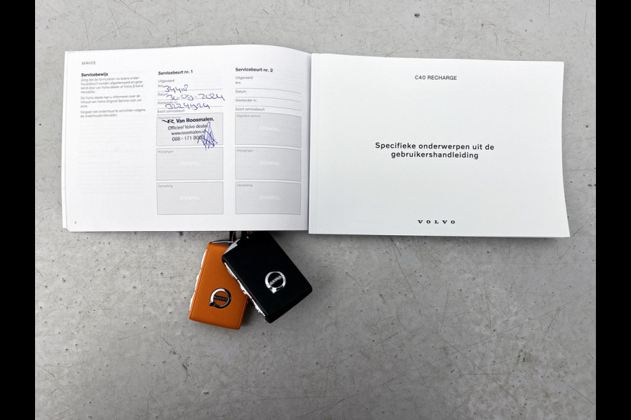 Volvo C40 Recharge Plus 69 kWh SOH 95% / Panoramadak / Trekhaak / Camera / Stoel-Stuurverwarming / Navigatie / Radio-multimedia / Apk 01-2027