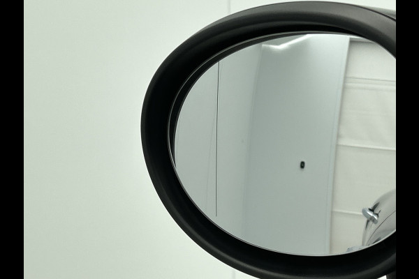 MINI Clubman 1.5 136Pk Automaat Cooper Edition / Panoramadak / Airco-ecc./ Navigatie / Leder / Xenon / Apk 08-2026