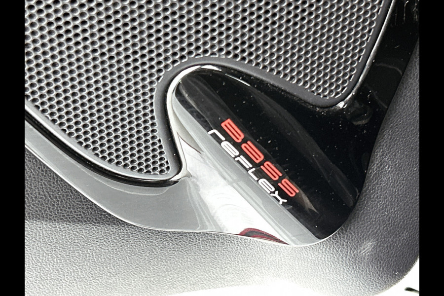 Renault Clio Estate 0.9 TCe 90PK Zen Trekhaak / Airco / Navigatie / cruise-ctr / Aplle carplay / Apk 06-2026