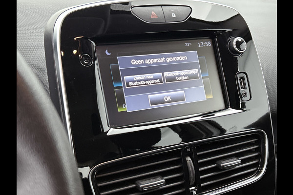 Renault Clio Estate 0.9 TCe 90PK Zen Trekhaak / Airco / Navigatie / cruise-ctr / Aplle carplay / Apk 06-2026