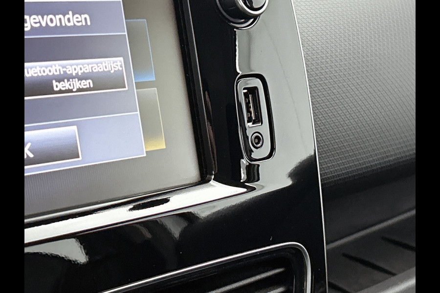 Renault Clio Estate 0.9 TCe 90PK Zen Trekhaak / Airco / Navigatie / cruise-ctr / Aplle carplay / Apk 06-2026