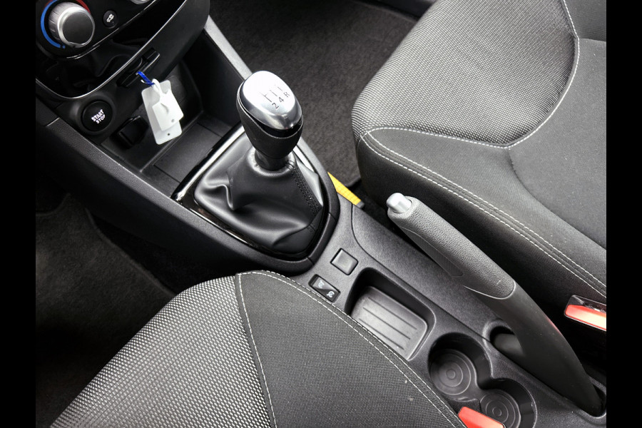 Renault Clio Estate 0.9 TCe 90PK Zen Trekhaak / Airco / Navigatie / cruise-ctr / Aplle carplay / Apk 06-2026