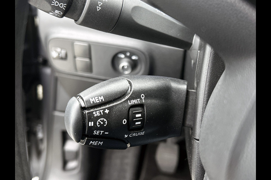 Citroën C3 1.2 PureTech 83PK S&S C-Series / Airco-ecc. / Navigatie / Pdc.A / Carplay / Led / Apk 09-2027