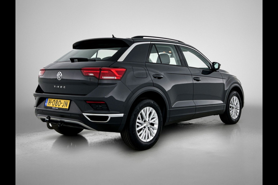 Volkswagen T-Roc 1.0 TSI Style / Navi / Adap-cruise / Trekhaak / Roofrail / Lmv 16" / Multimedia / Apk 02-2026
