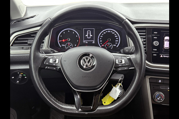 Volkswagen T-Roc 1.0 TSI Style / Navi / Adap-cruise / Trekhaak / Roofrail / Lmv 16" / Multimedia / Apk 02-2026