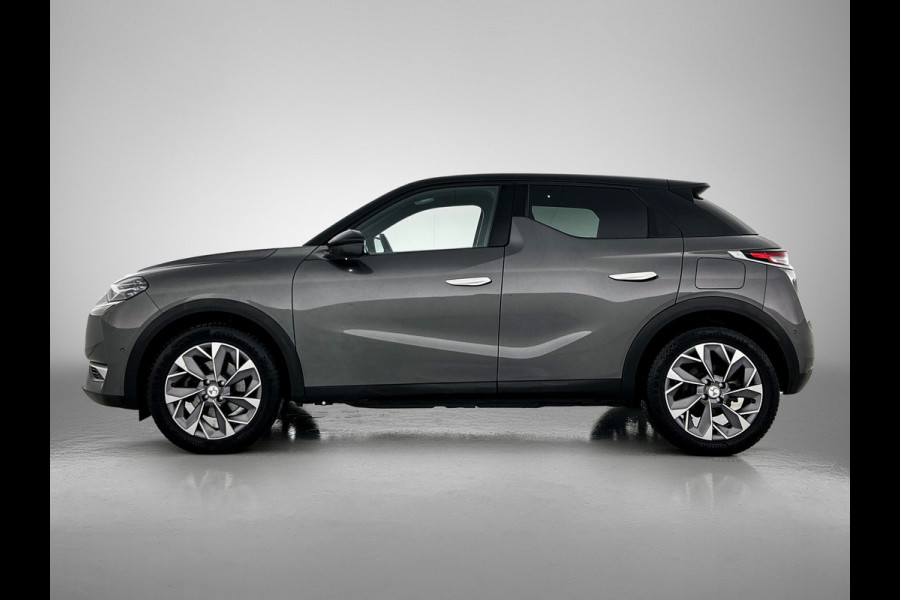 DS DS 3 Crossback E-Tense Executive 50 kWh / 100% Elektrisch / 100% Stijlvol / Cruise ctr. / Lm velg. / Airco-ecc./ Navigatie / DAB / Privacy Glass / Achteruitrijcamera met 180° Vision + parkeersensoren vóór en achter / / Apk 05-2027