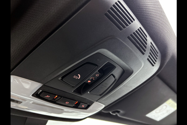BMW 3 Serie Touring 318i M Sport Automaat Corporate / Panoramadak / Leder-sport / Camera / Navigatie / M-Sport plus - Parking - Media Pack / Apk nieuw