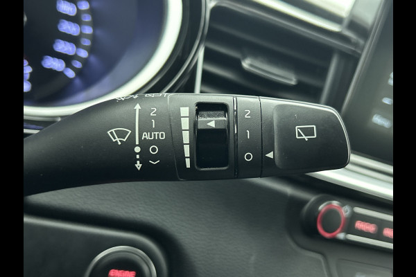 Kia Ceed 1.4 T-GDi 141PK Automaat Dynamic PlusLine - 5Drs. / Airco / Adap-cruise / Lmv 16"/ stoel+stuur verw. / Navigatie / Apk 05-2026
