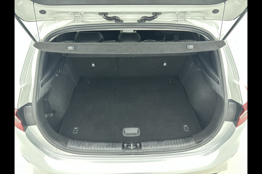 Kia Ceed 1.4 T-GDi 141PK Automaat Dynamic PlusLine - 5Drs. / Airco / Adap-cruise / Lmv 16"/ stoel+stuur verw. / Navigatie / Apk 05-2026