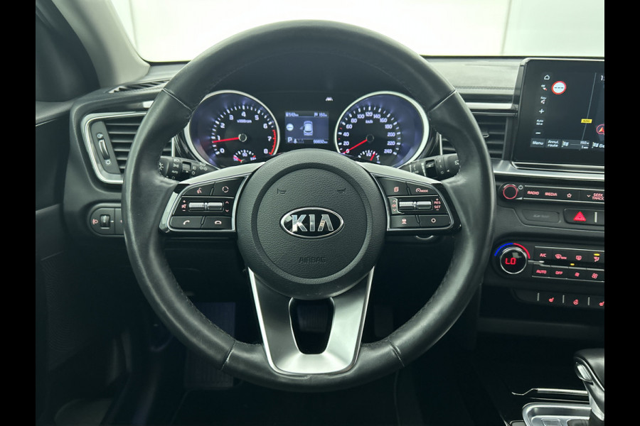 Kia Ceed 1.4 T-GDi 141PK Automaat Dynamic PlusLine - 5Drs. / Airco / Adap-cruise / Lmv 16"/ stoel+stuur verw. / Navigatie / Apk 05-2026