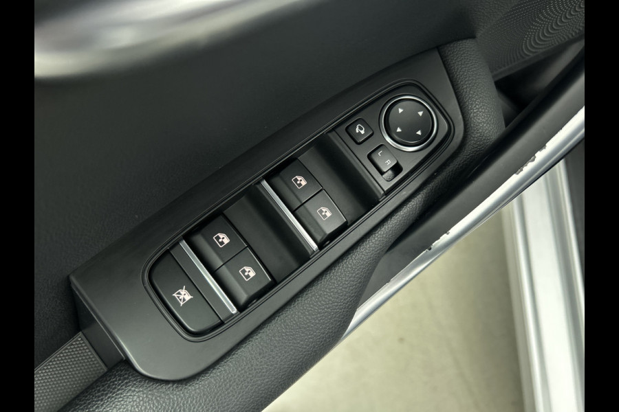 Kia Ceed 1.4 T-GDi 141PK Automaat Dynamic PlusLine - 5Drs. / Airco / Adap-cruise / Lmv 16"/ stoel+stuur verw. / Navigatie / Apk 05-2026