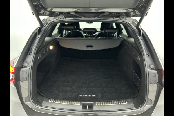 Opel Insignia Sports Tourer 1.5 CDTI 123PK Business Elegance / Leder / Trekhaak / Camera / Stoel-Stuurverwarming / Xenon / Airco-ecc. / Apk 01-2026