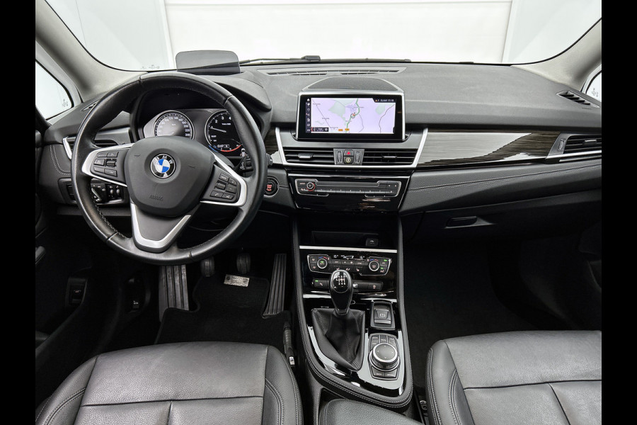 BMW 2 Serie Gran Tourer 216i 109PK 7pers Edition Plus / Leder / Navigatie / Pdc.+Camera / Stoelverwarming / Lux.line / Parking Pack / Apk 07-2026