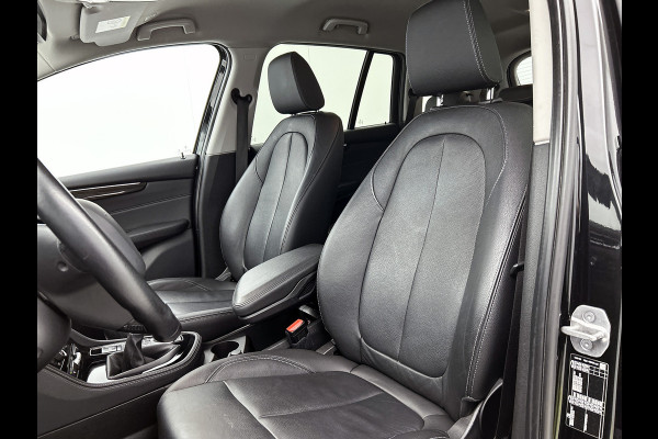 BMW 2 Serie Gran Tourer 216i 109PK 7pers Edition Plus / Leder / Navigatie / Pdc.+Camera / Stoelverwarming / Lux.line / Parking Pack / Apk 07-2026