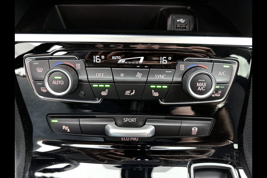 BMW 2 Serie Gran Tourer 216i 109PK 7pers Edition Plus / Leder / Navigatie / Pdc.+Camera / Stoelverwarming / Lux.line / Parking Pack / Apk 07-2026