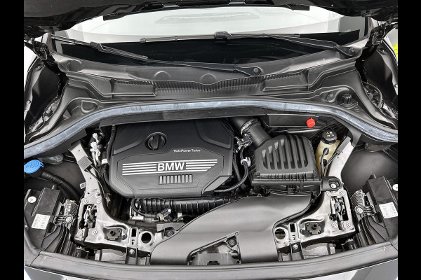 BMW 2 Serie Gran Tourer 216i 109PK 7pers Edition Plus / Leder / Navigatie / Pdc.+Camera / Stoelverwarming / Lux.line / Parking Pack / Apk 07-2026