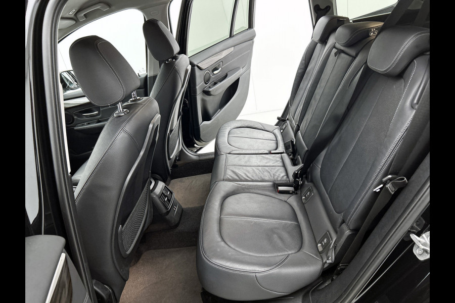 BMW 2 Serie Gran Tourer 216i 109PK 7pers Edition Plus / Leder / Navigatie / Pdc.+Camera / Stoelverwarming / Lux.line / Parking Pack / Apk 07-2026