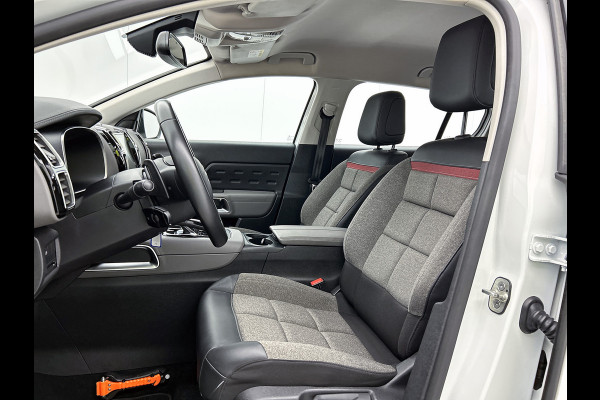 Citroën C5 Aircross 1.5 HDI Automaat Business / Trekhaak / Navigatie / Camera / 1/2 Leder / Radio-multimedia / Airco-ecc. / Apk nieuw