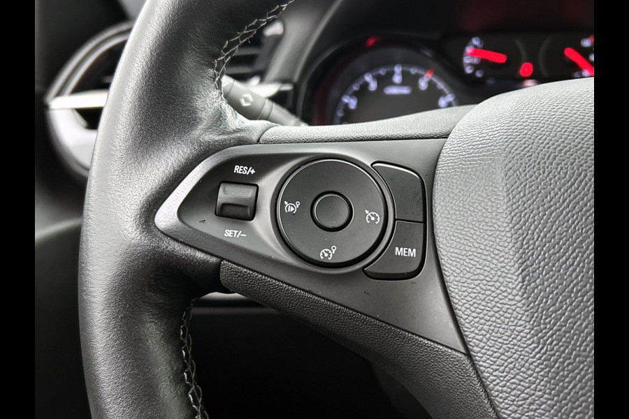 Opel Corsa 1.2 Edition / Trekhaak / Distributie bij 104dkm.vervangen / Airco / Pdc. / Navigatie / Edition+Licht-Zicht Pakket / Apk 03-2027