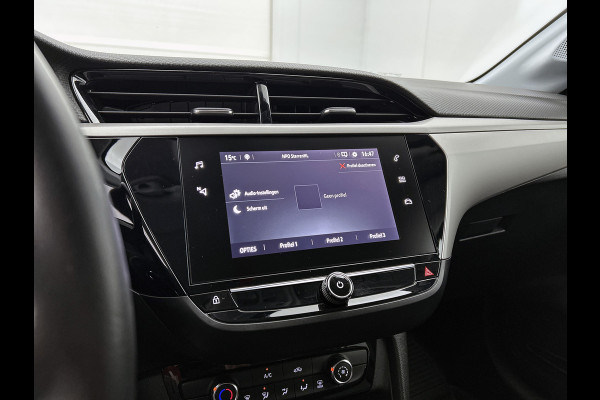 Opel Corsa 1.2 Edition / Trekhaak / Distributie bij 104dkm.vervangen / Airco / Pdc. / Navigatie / Edition+Licht-Zicht Pakket / Apk 03-2027