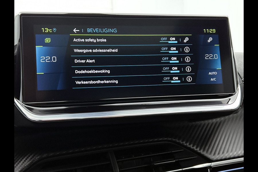 Peugeot e-2008 GT 100KW / 50 kWh SOH 90% / Navigatie / Pdc.+Camera / Airco-ecc. / Apk 10-2027