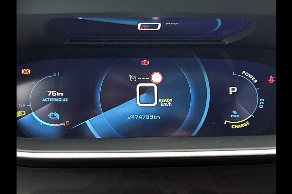 Peugeot e-2008 GT 100KW / 50 kWh SOH 90% / Navigatie / Pdc.+Camera / Airco-ecc. / Apk 10-2027