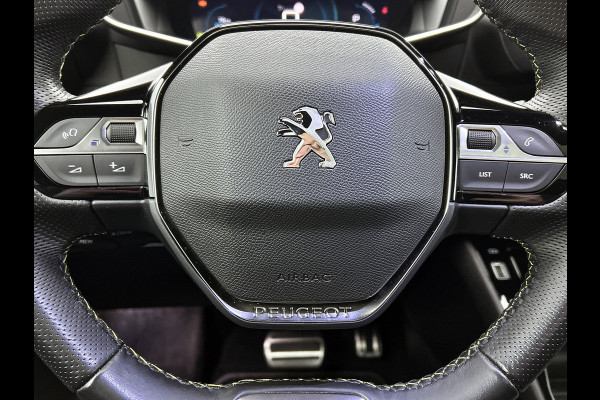 Peugeot e-2008 GT 100KW / 50 kWh SOH 90% / Navigatie / Pdc.+Camera / Airco-ecc. / Apk 10-2027