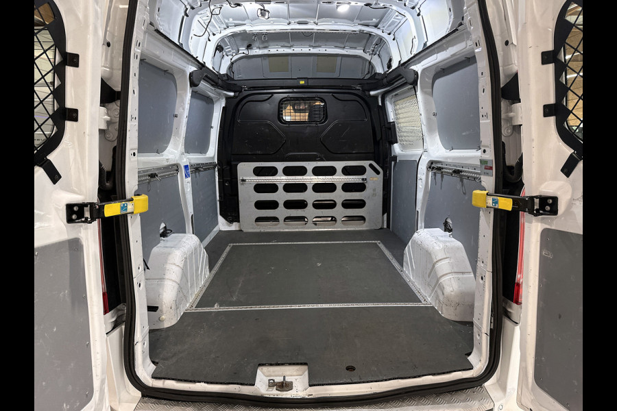 Ford Transit Custom 340 2.0 TDCI Euro6 Automaat 131PK H2 Trend 3Pers. *ideaal voor Camper* Navigatie / Pdc./ Airco / Safety&Comfort pack / Driver assist / Stoelverwarming / Distributie vv.bij 36.126 KM / / Apk 11-2026