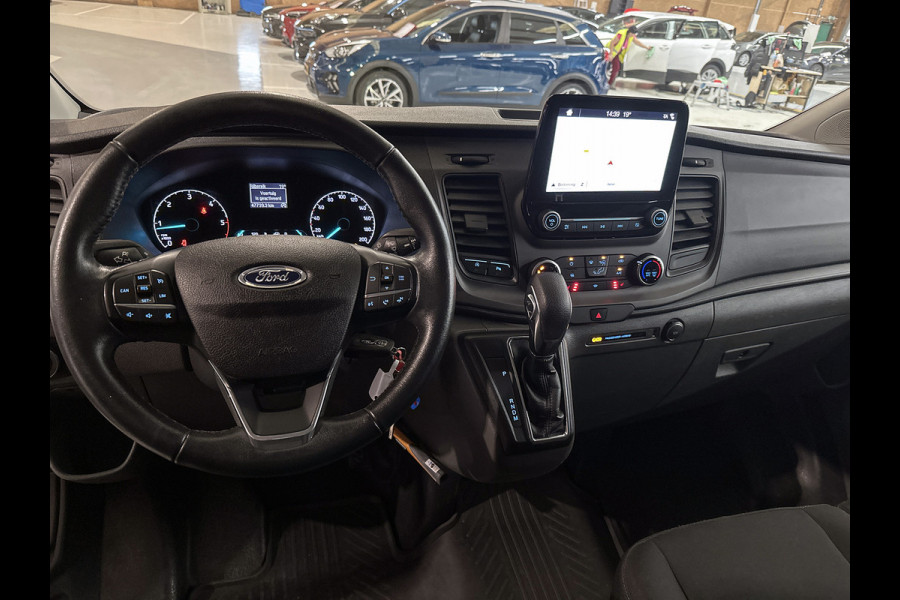 Ford Transit Custom 340 2.0 TDCI Euro6 Automaat 131PK H2 Trend 3Pers. *ideaal voor Camper* Navigatie / Pdc./ Airco / Safety&Comfort pack / Driver assist / Stoelverwarming / Distributie vv.bij 36.126 KM / / Apk 11-2026