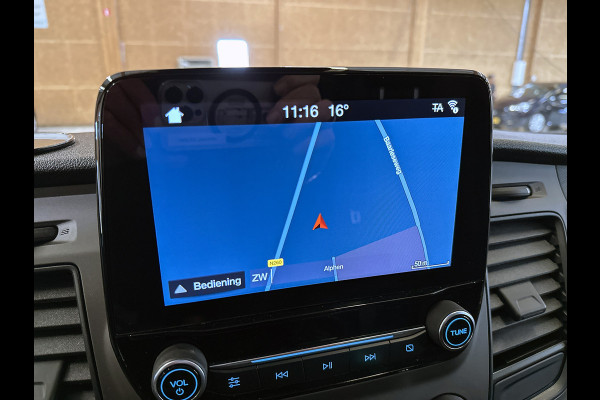 Ford Transit Custom 340 2.0 TDCI Euro6 Automaat 131PK H2 Trend 3Pers. *ideaal voor Camper* Navigatie / Pdc./ Airco / Safety&Comfort pack / Driver assist  / Stoelverwarming / / Apk nieuw