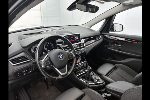 BMW 2 Serie Gran Tourer 216i 109PK 7pers . Business Edition / Navi Plus / Lmv / PDC / Sportline / LED / Cruise / Driving Assistent / Apk 06-2026
