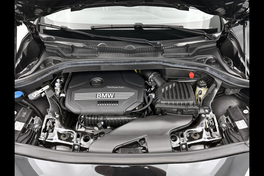 BMW 2 Serie Gran Tourer 216i 109PK 7pers . Business Edition / Navi Plus / Lmv / PDC / Sportline / LED / Cruise / Driving Assistent / Apk 06-2026