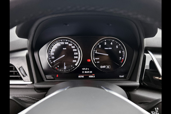 BMW 2 Serie Gran Tourer 216i 109PK 7pers . Business Edition / Navi Plus / Lmv / PDC / Sportline / LED / Cruise / Driving Assistent / Apk 06-2026