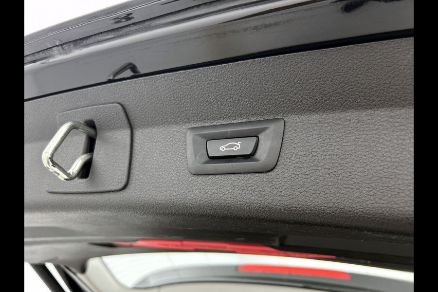 BMW 2 Serie Gran Tourer 216i 109PK 7pers . Business Edition / Navi Plus / Lmv / PDC / Sportline / LED / Cruise / Driving Assistent / Apk 06-2026