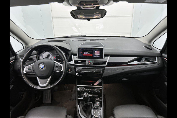 BMW 2 Serie Gran Tourer 216i 109PK 7pers . Business Edition / Navi Plus / Lmv / PDC / Sportline / LED / Cruise / Driving Assistent / Apk 06-2026